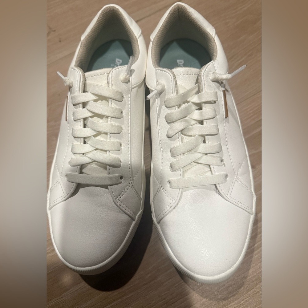 Dr. Scholl's Time Off White Lace-Up Sneakers, 8M